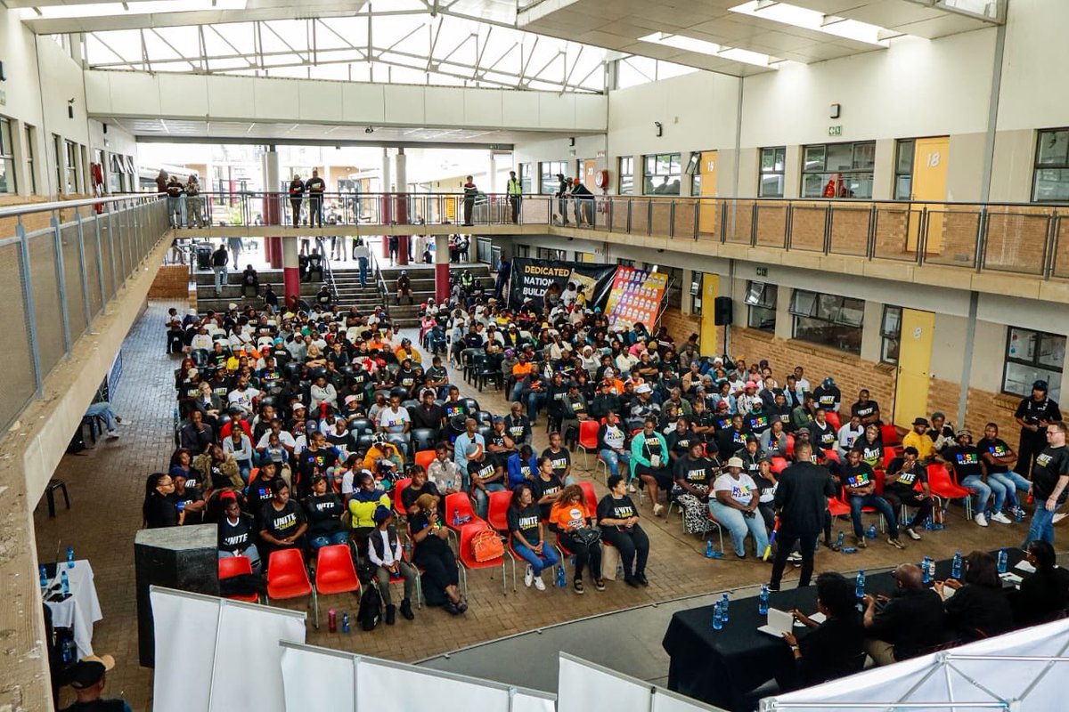 MNGUNI4Joburg's tweet photo. This morning @Unite4ChangeZA leadership convened a community meeting in Kliptown to continue to echo the call to #Unite4Change in our Municipalities as we approach the #LGE2026. #ForThePeopleByThePeople #WeNeedNewLeaders https://t.co/FrEALSw5nU