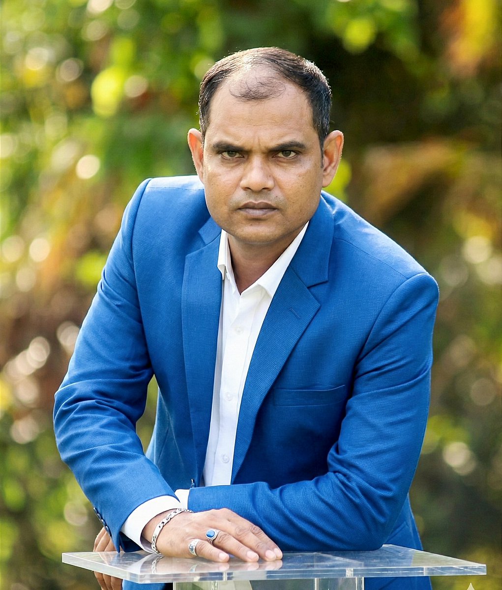 moklesur8585's tweet image. মানুষ পরিশ্রমে ক্লান্ত হয় না…
সবচেয়ে বেশি ক্লান্তি জমে মনে,
যেখানে চিন্তা-ভাবনা থামতেই চায় না। 🖤✨

#LifeTruths #DeepThoughts #SilentPain