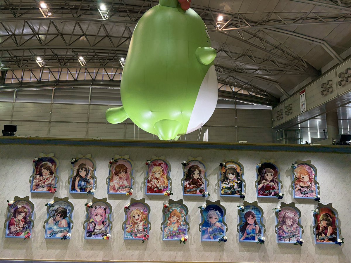 奇跡的にPちゃんの写り込みなしで撮れた出演アイドルパネル全景。