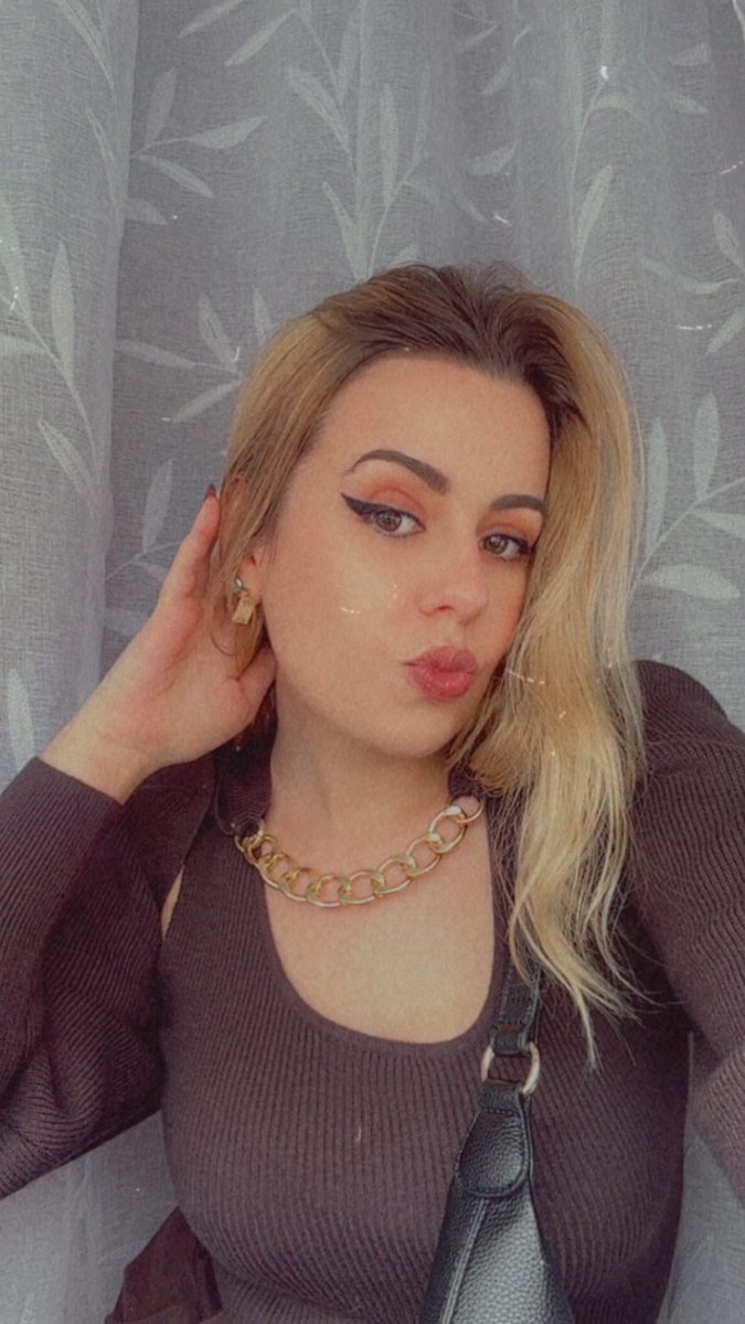 Carolina tweet media