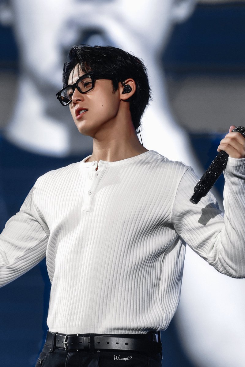 Wuamy69's tweet image. 251129 SEVENTEEN WORLD TOUR [NEW_] IN NAGOYA D2

charming🥺

#민규 #MINGYU #ミンギュ
#세븐틴 #SEVENTEEN