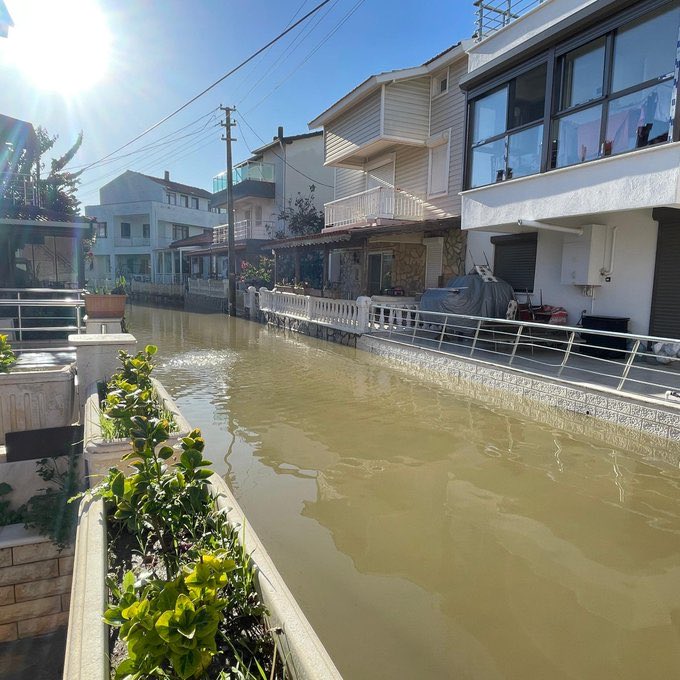 Sağanak yağışın ardından İzmir Foça: