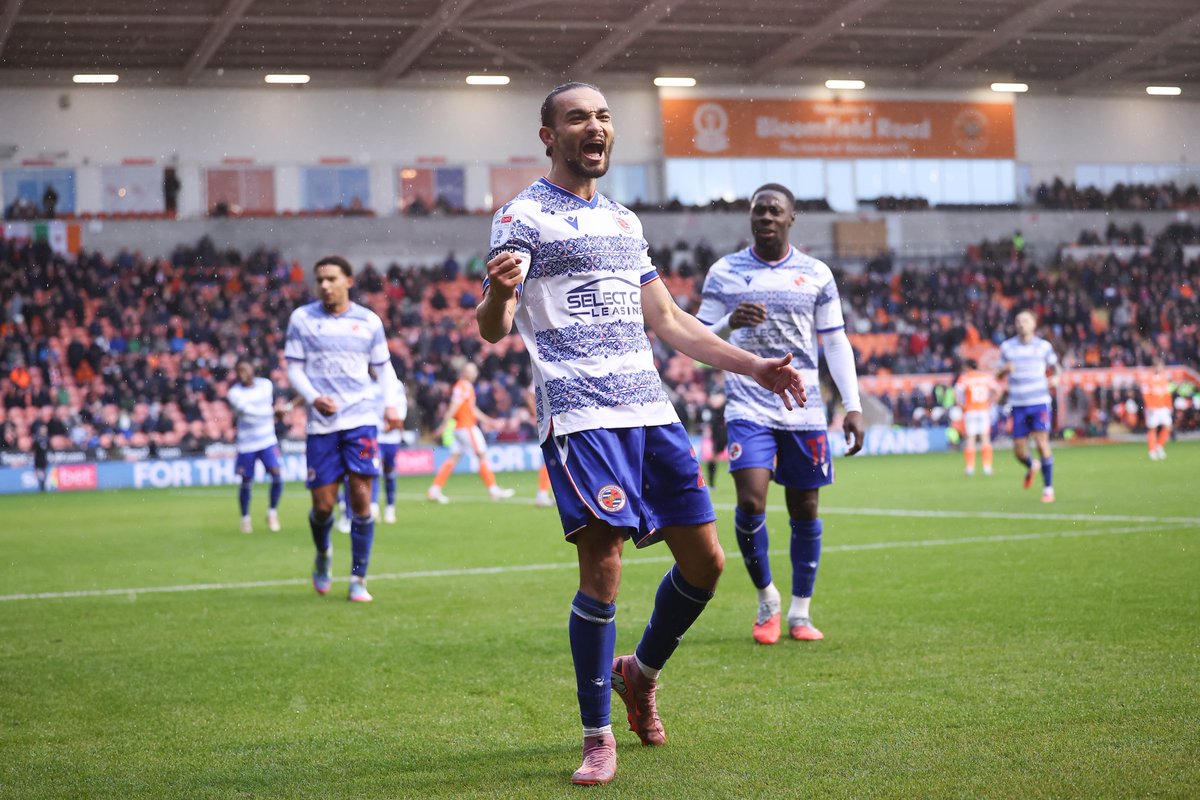 ReadingFC's tweet image. What a celebration 🤩

93&apos; | 🍊0-3👑 | #readingfc