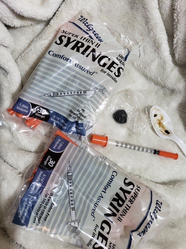 I keep hearing soft Americans say we “shouldn’t go to war” with the cartels in Venezuela… the same cartels that are slaughtering our people with fentanyl and meth to the tune of hundreds of thousands under this administration.

Let me make it plain…
when a foreign criminal army