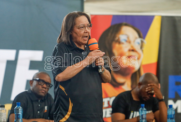 Gallo_Editorial's tweet image. 🗞️Unite for Change Leaders’ Council Address Joburg Mass Meeting

👉 tinyurl.com/muptdxhf

🗣️ @BuildOneSA @Rise_Mzansi @Unite4ChangeZA 

📸 Sharon Seretlo