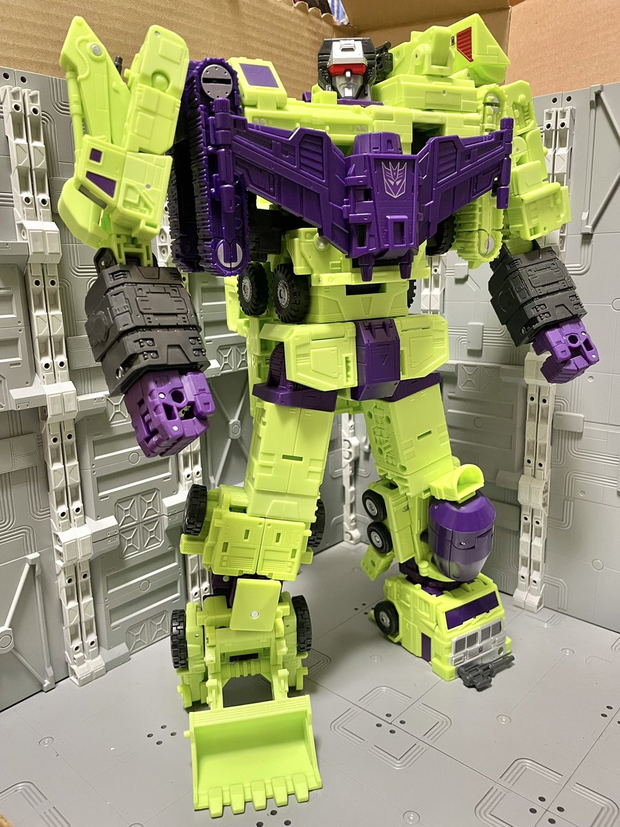 巨人兵デバスター 遂に合体まで来ましたビルドロン！うーんデカい！ 肘