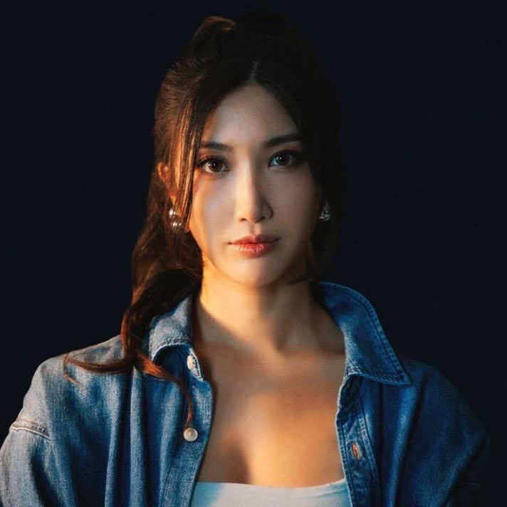 EJAEcharts's tweet photo. “Golden” won BEST OST at the 2025 MAMA AWARDS. 

#EJAE officially becomes a MAMA winner, as she is a composer and singer of the song. https://t.co/m0yt90ahBd