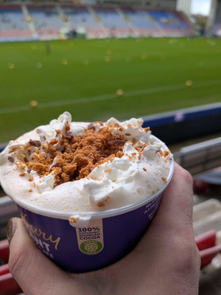 nataliebuksh's tweet image. Bailey&apos;s hot chocolate 🍫 🌲
#wafc @LaticsOfficial