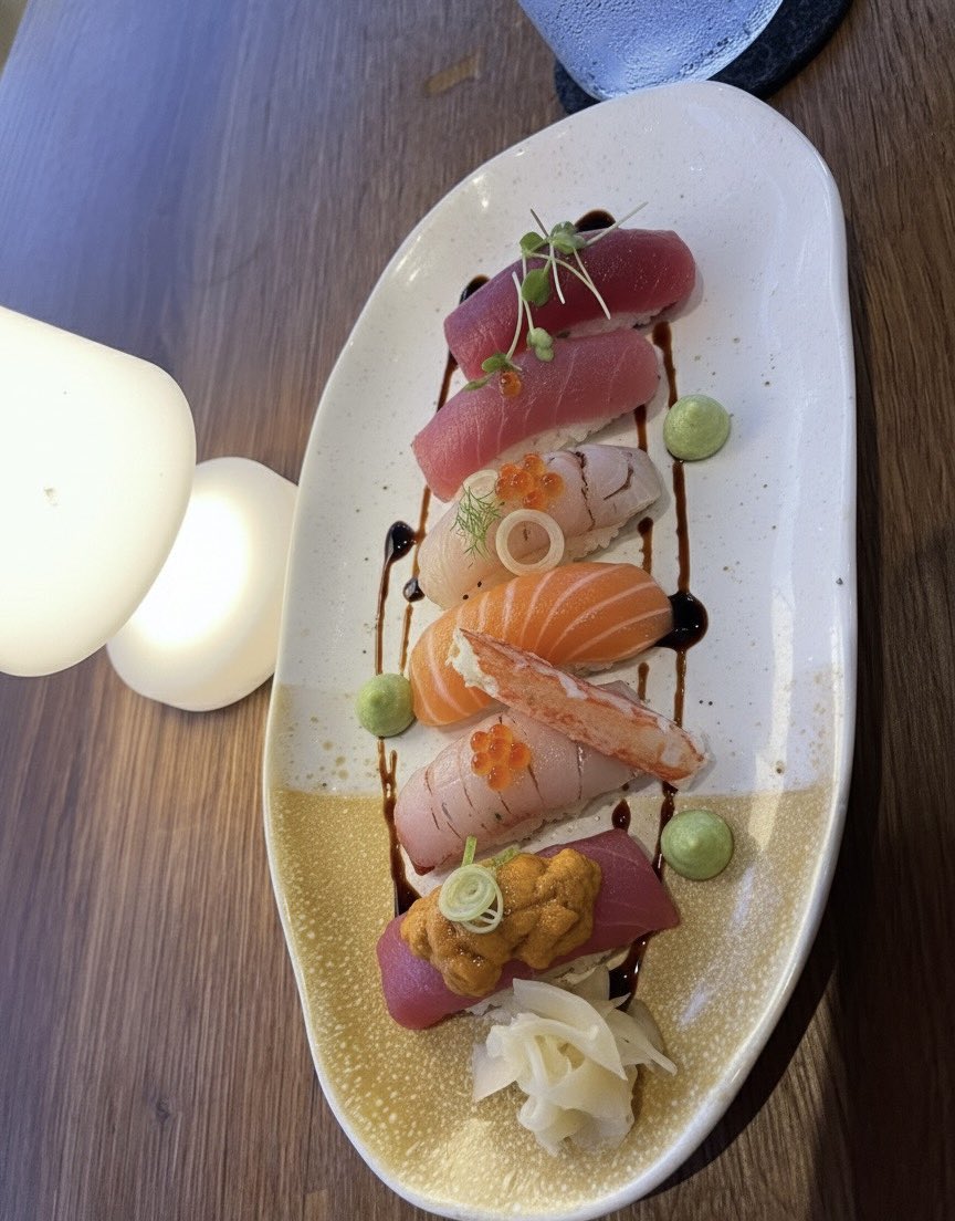 _charlesmaxwell's tweet image. which one of these is AI?

I took 3, the other is generated with a simple prompt. (nano banana pro 🍌)