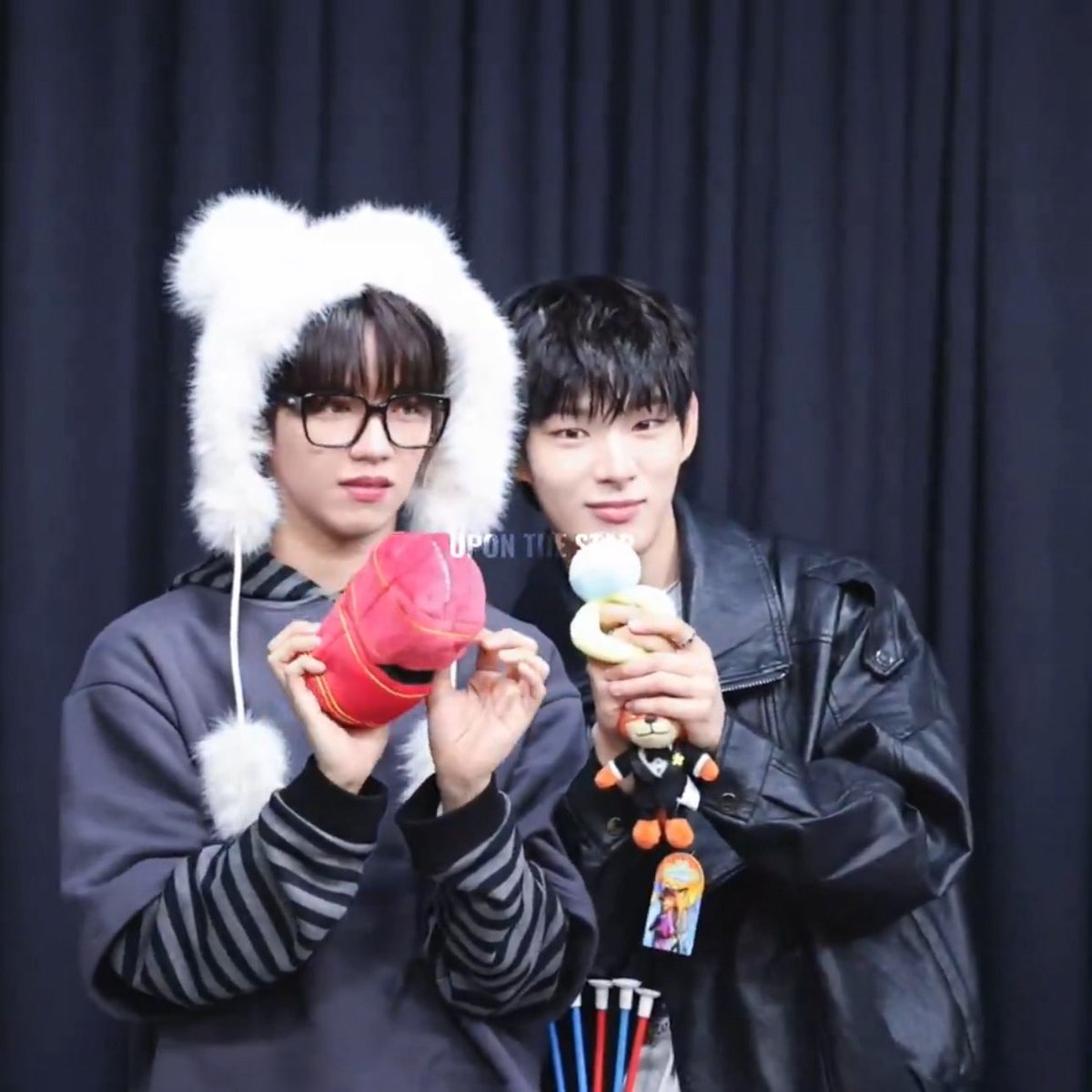 ahofdimsum's tweet image. 💘

crds. upts_JL