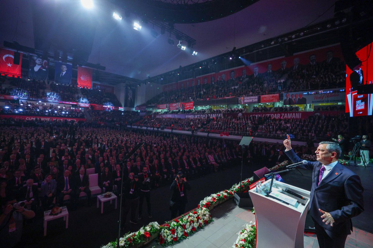 CHP 39'uncu Olağan Kurultayımızda yerimizi aldık, oyumuzu kullandık.

Kurultayımızın Genel Başkanımız Sn. <a href="/eczozgurozel/">Özgür Özel</a> nezdinde partimize ve milletimize hayırlı olmasını diliyorum.

#HakHukukAdalet