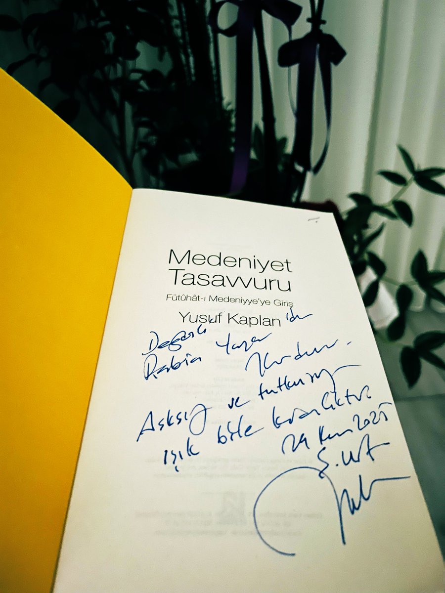 “Aşksız ve tutkusuz ışık bile karanlıktır.”  “Yusuf Kaplan”