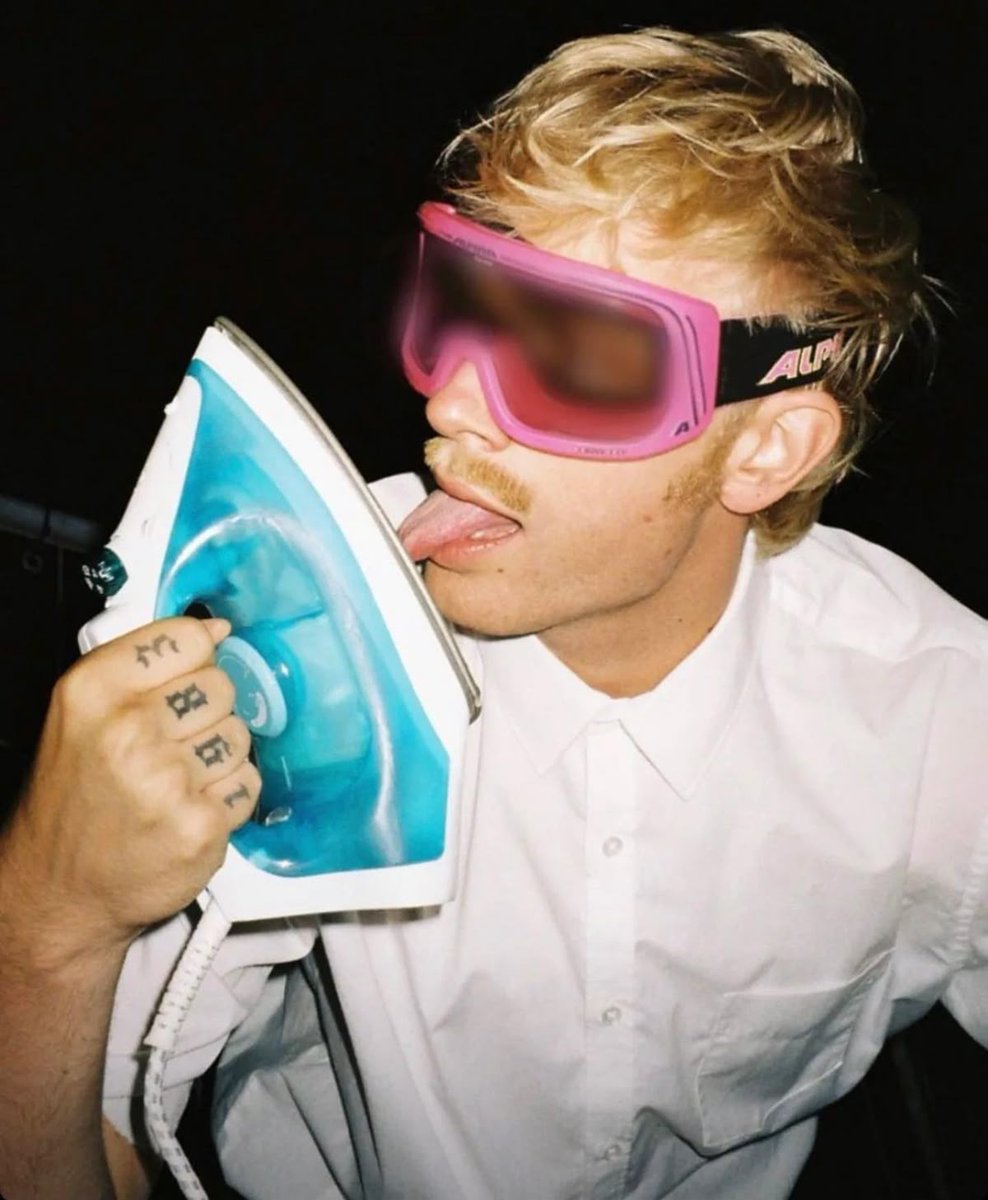 TheHottestMen_'s tweet image. Round I - Group X - 1st Round of Votes:

Joost Klein / Netherlands / 28 / Singer / Instagram: joostklein

#JoostKlein #TheHottestMen #TheHottestRank