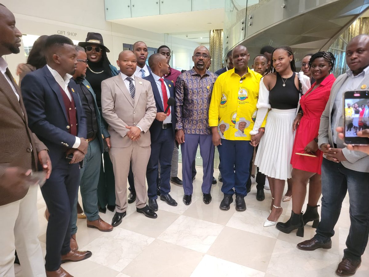 JulioJulio55276's tweet photo. HON.MINISTER BALAAM BARUGAHARA.OFFICIATING PLU-UAE CHAPTER @ uganda-UAE convention on 23.Nov.2025. https://t.co/dtDENoabUp