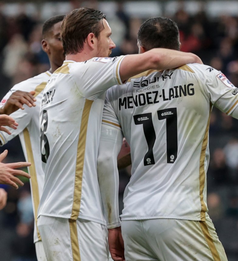 A narrow victory against a good side. Mendez with his second penalty in as many home games. Good to see #mkdons home form continuing to improve.