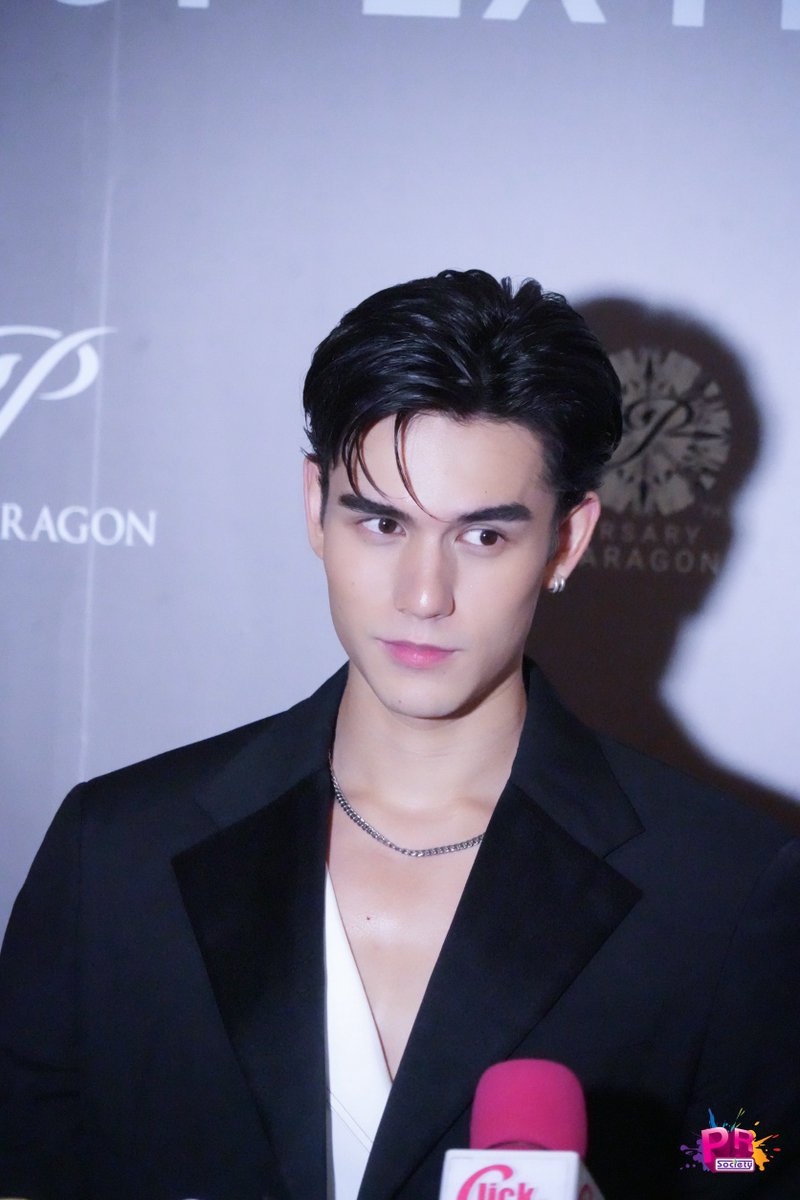 PRSocietyNews's tweet image. หล่อคู่มาเลยค้าบ~ สองหนุ่ม “เทศน์-ไมกี้” ร่วมงาน “Siam Paragon 20th Anniversary: A Journey of Extraordinary Dreams&quot; 

MIKEY AT SIAM PARAGON
#SiamParagon20thAnniversaryxMikey
#ไมกี้ปณิธาน #mikepanitan

TATE AT SIAM PARAGON #SiamParagon20thAnniversaryxTate 
#เทศน์ไมรอน #TateMyron