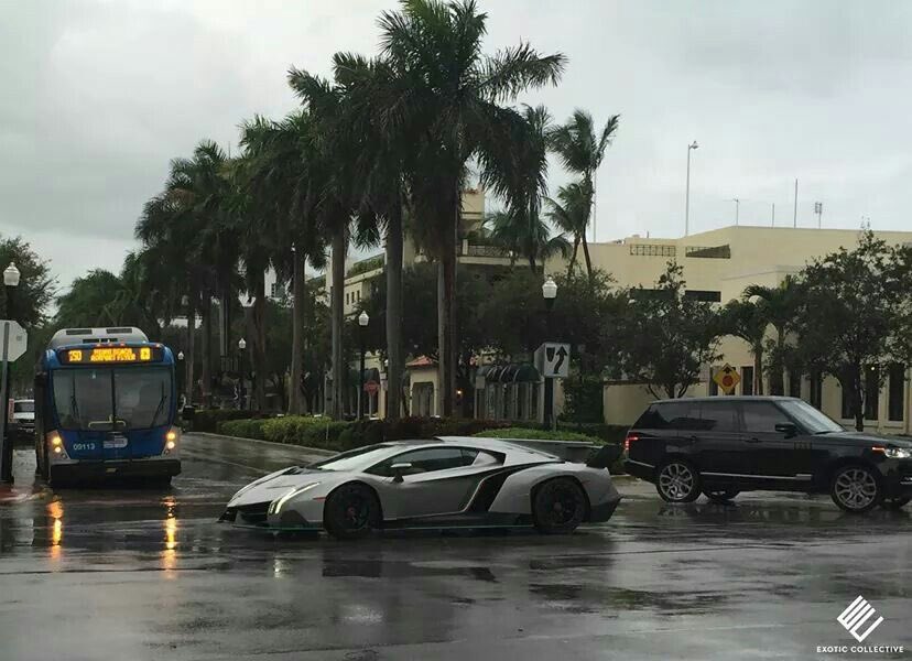 VINTAGE (@carsighting) on Twitter photo 