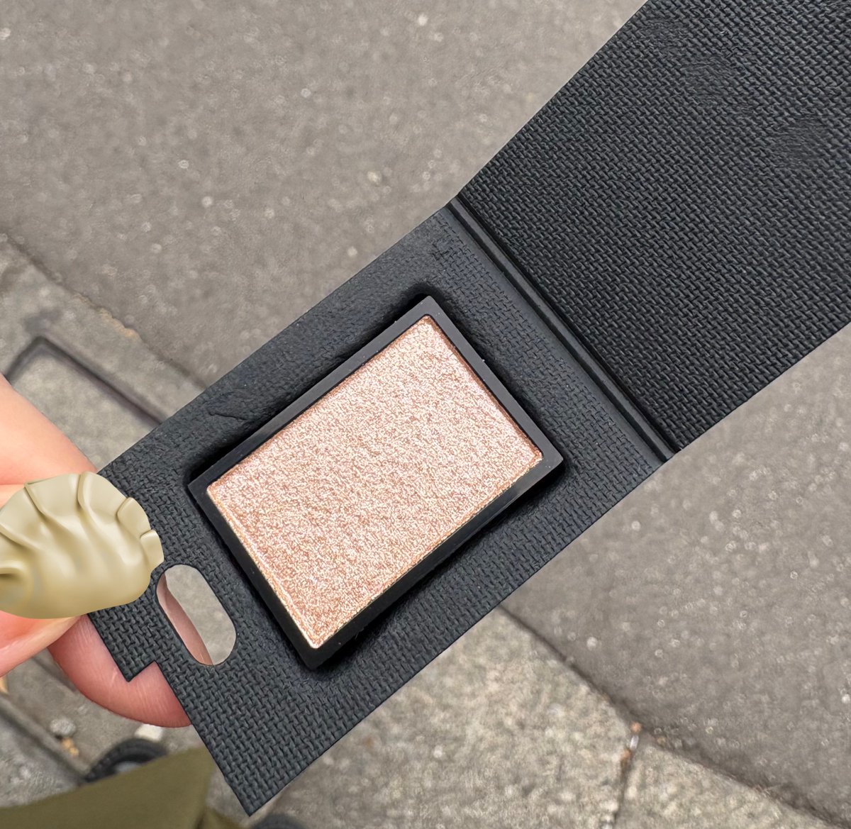 yakigyoza_cosme's tweet image. #ルージュオーモーメント
#Celvoke

キャンペーンの
タグつけるの忘れてた😂

帰り道にポチった限定カラー
早く届くといいなぁ🥰🧡

ほんと、ブランドセルヴォークできた
当初からずーーっも好きだし
イエベでよかったなぁて思える🍂