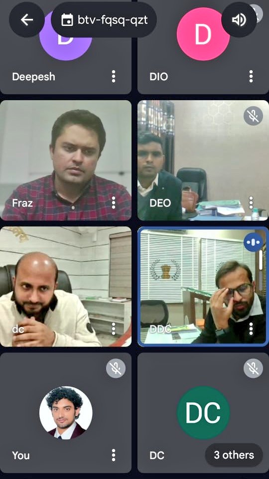 dckoderma's tweet image. आगामी माध्यमिक एवं इंटरमीडिएट परीक्षा में कोडरमा जिला के छात्र-छात्राओं के प्रदर्शन को और बेहतर करने के उद्देश्य से जिला प्रशासन, कोडरमा द्वारा आवासीय पठन–पाठन कार्यक्रम शुरू करने की तैयारियों को लेकर आज वीडियो कॉन्फ्रेंसिंग के माध्यम से बैठक आहूत कर संबंधित अधिकारियों को आवश्यक…