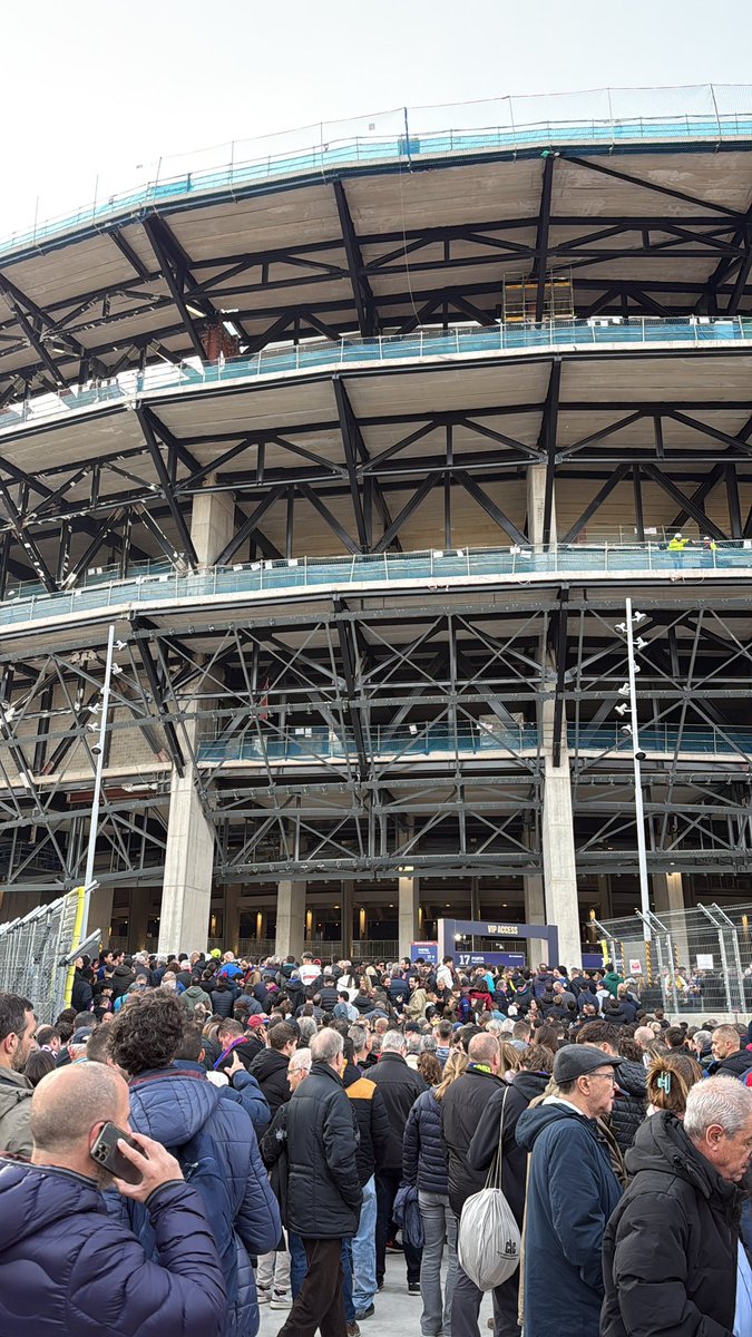 Maaarcc_FCB's tweet image. esta solucionado si