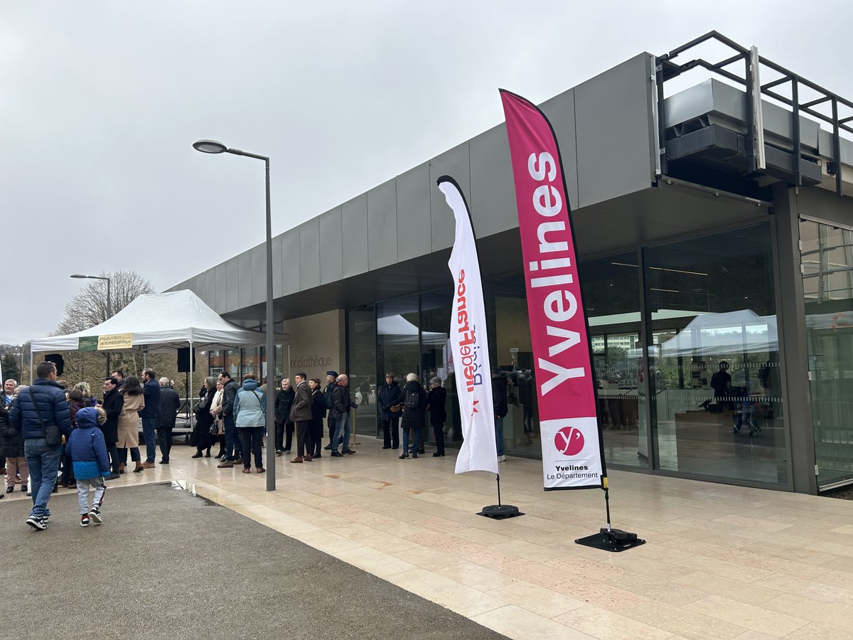 EPYvelines's tweet image. 📚✨ Inauguration de la nouvelle médiathèque de La Celle-Saint-Cloud !

@sdesteve et @RiDelepierre représentaient le Département pour célébrer ce lieu moderne et accessible, conçu pour lire, apprendre, échanger et co-créer.

#Yvelines #Lecture #Médiathèque #LaCelleSaintCloud