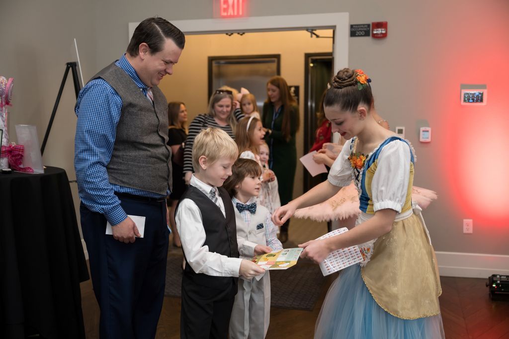 SpfldBallet's tweet image. One last BIG Thank You to all of our attendees, sponsors, and vendors for making this event so sweet! The Nutcracker Sweets &amp;amp; Treats 2025 was a smashing success, and we couldn’t have done it without you!

#SweetsandTreats #TheNutcrackerSweetsandTreats #springfieldballet