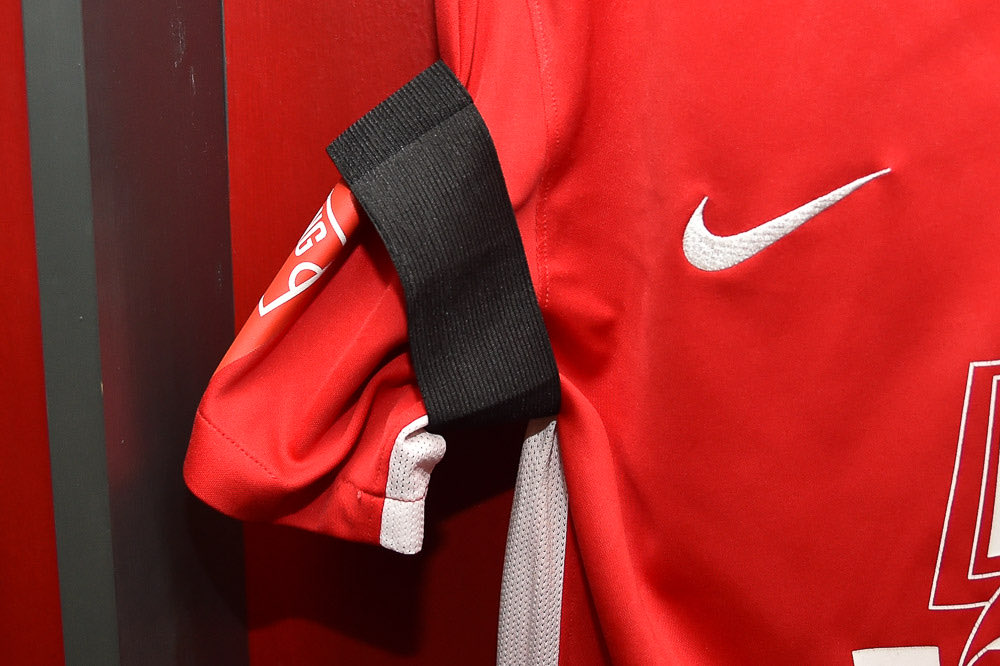 QuornAFC's tweet image. Before kick off we are observing a minute’s silence in memory of @halesowentownfc Club President Colin Brookes who sadly passed away this week.

Our thoughts are with his family and everyone at the club.

We will also be wearing black armbands today in memory of Colin.