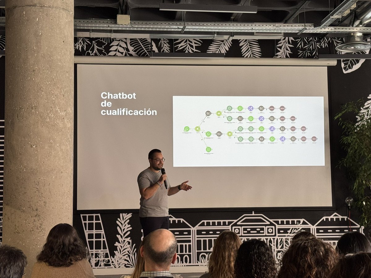 He tenido que venir al No Code Day para entender que hace <a href="/theoptimalflow/">Juanan</a> 😂
#nocodeday