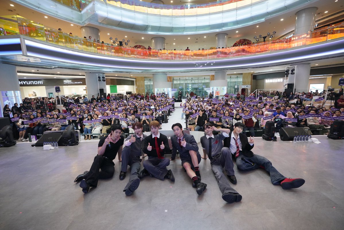 DreamersRadioID's tweet image. 📸 OFFICIAL PHOTOS - ONF at KOREA 360 3RD ANNIVERSARY 3NERGY: Rising Together — Hi-Wave Session

@wm_on7off @WM_ONOFF @KOREA_360 

#KOREA360 #TemukanKoreaMu #KOREA360_3rdAnniversary #3NERGY_RisingTogether #ONF