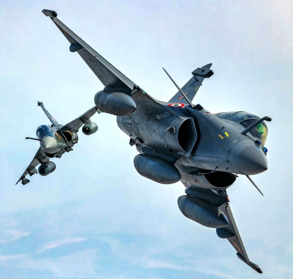 ishwar9405's tweet image. Big Breaking 🚨✅
Operation Sindoor 2.0 Will Be Deadlier, If Pakistan Wants to Remain On This Earth, It Must Stop Cross ❌ Border Terrorism..😱
🇮🇳Army Chief : Upendra Dwivedi🔥

#OperationSindoor
#IndianArmy