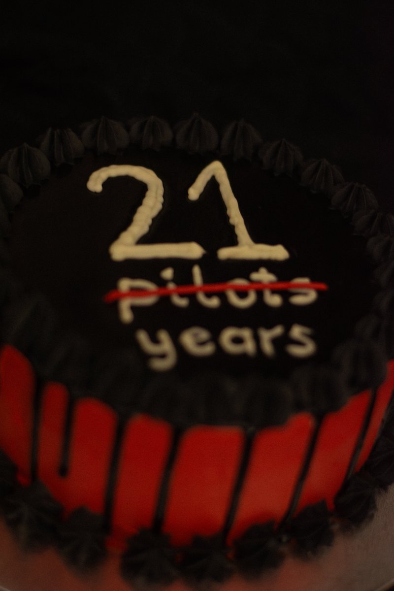 nightmares/frights tweet media