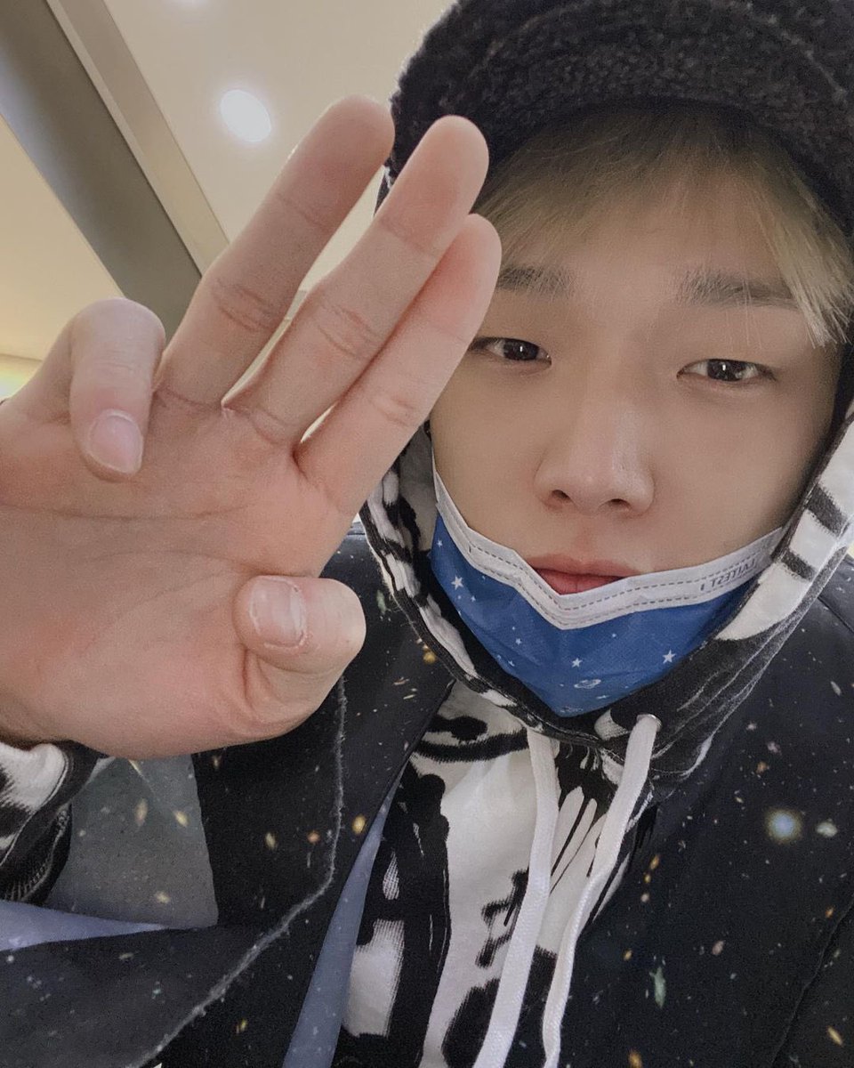 jzzzindaeyo's tweet photo. D-3 BOBBY DISCHARGE

3 days left… 🥳 

#StayWithBOBBY
#BOBBY #바비 #バビ @bobbyranika https://t.co/UMXXzMWCXq