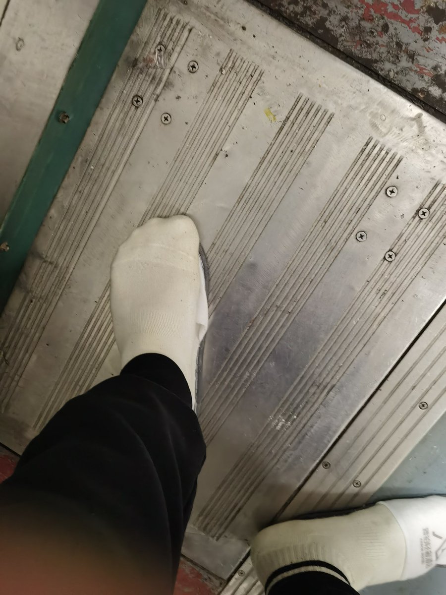 下一站沈阳，六年前开车来的，走的时候脚底滑的，袜子都穿不住，刹车都踩不住，看看这回咋样。