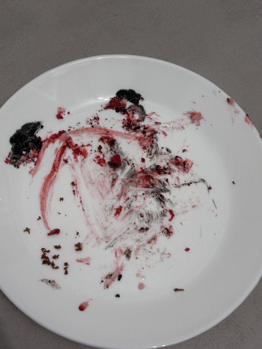 nightmares/frights tweet media