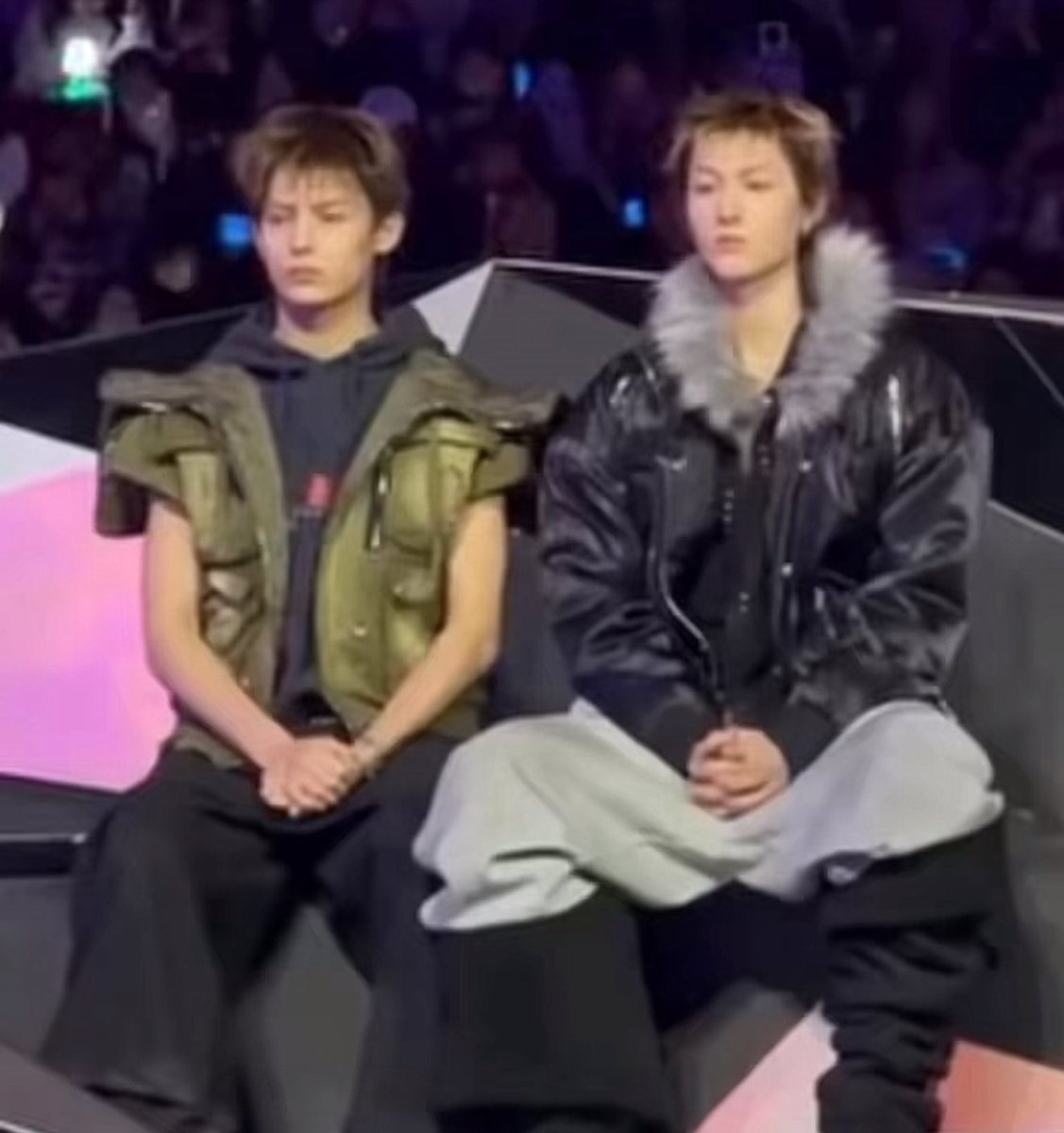 eviljamesz's tweet image. #introverts