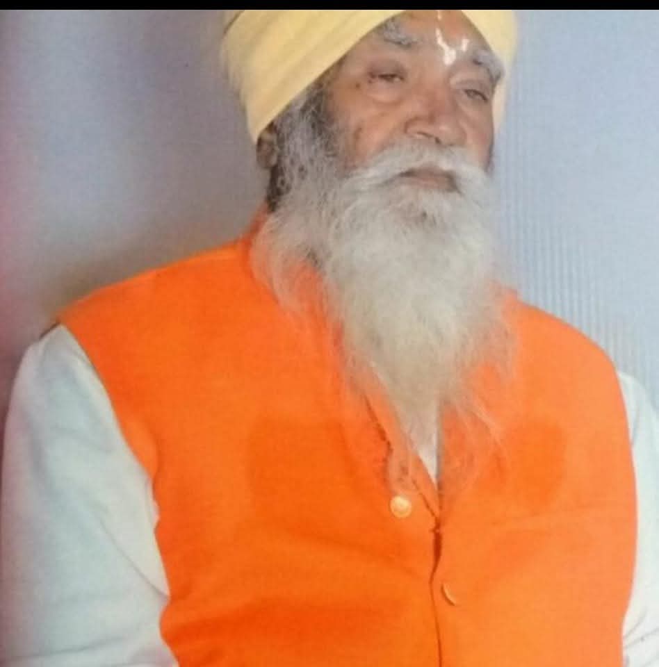 NakhataRam's tweet photo. परम् पूज्य गुरुदेव संत डॉ. रामप्रकाशाचार्य जी 'अच्युत' महंत आचार्यपीठ उत्तम आश्रम,जोधपुर का जन्म 22.11.1935 को हुआ था,आज 29.11.2025 को वे ब्रम्हलीन हुए उन्हें भावभीनी श्रद्धांजलि अर्पित करते हैं और परमात्मा से प्रार्थना करते हैं कि वे उन्हें अपने श्रीचरणों में स्थान प्रदान करें. https://t.co/ZrRvfy7E8y