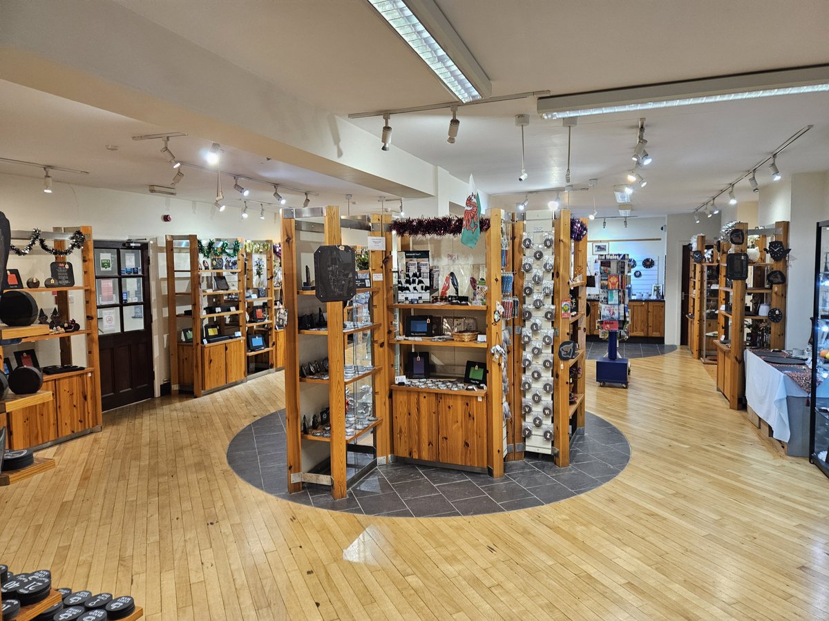 Inigo Jones tweet media