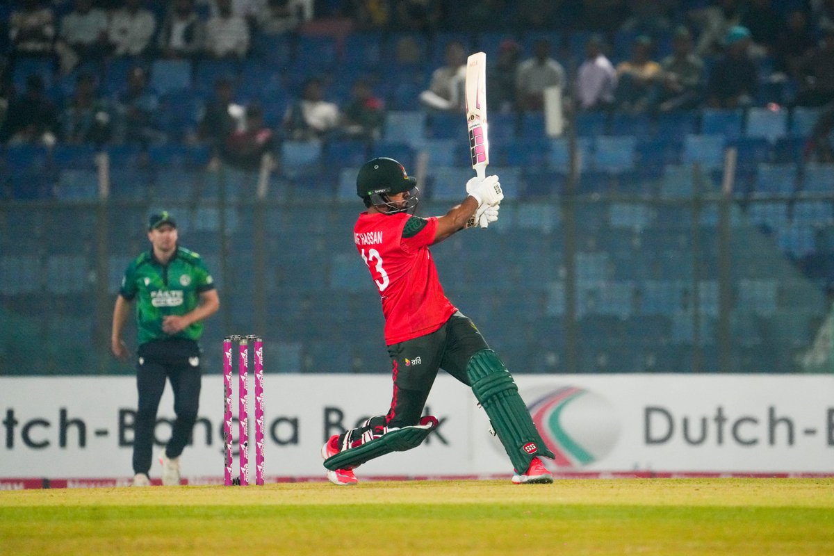 cricketireland's tweet image. █▓▒▒░░░UPDATE░░░▒▒▓█

Bangladesh on the charge - they are 108-2 after 12 overs.

👉 Scorecard: bit.ly/4pa0frL
👉 Livestream: bit.ly/4p7cDbQ

#BackingGreen #FailteSolar ☘️🏏