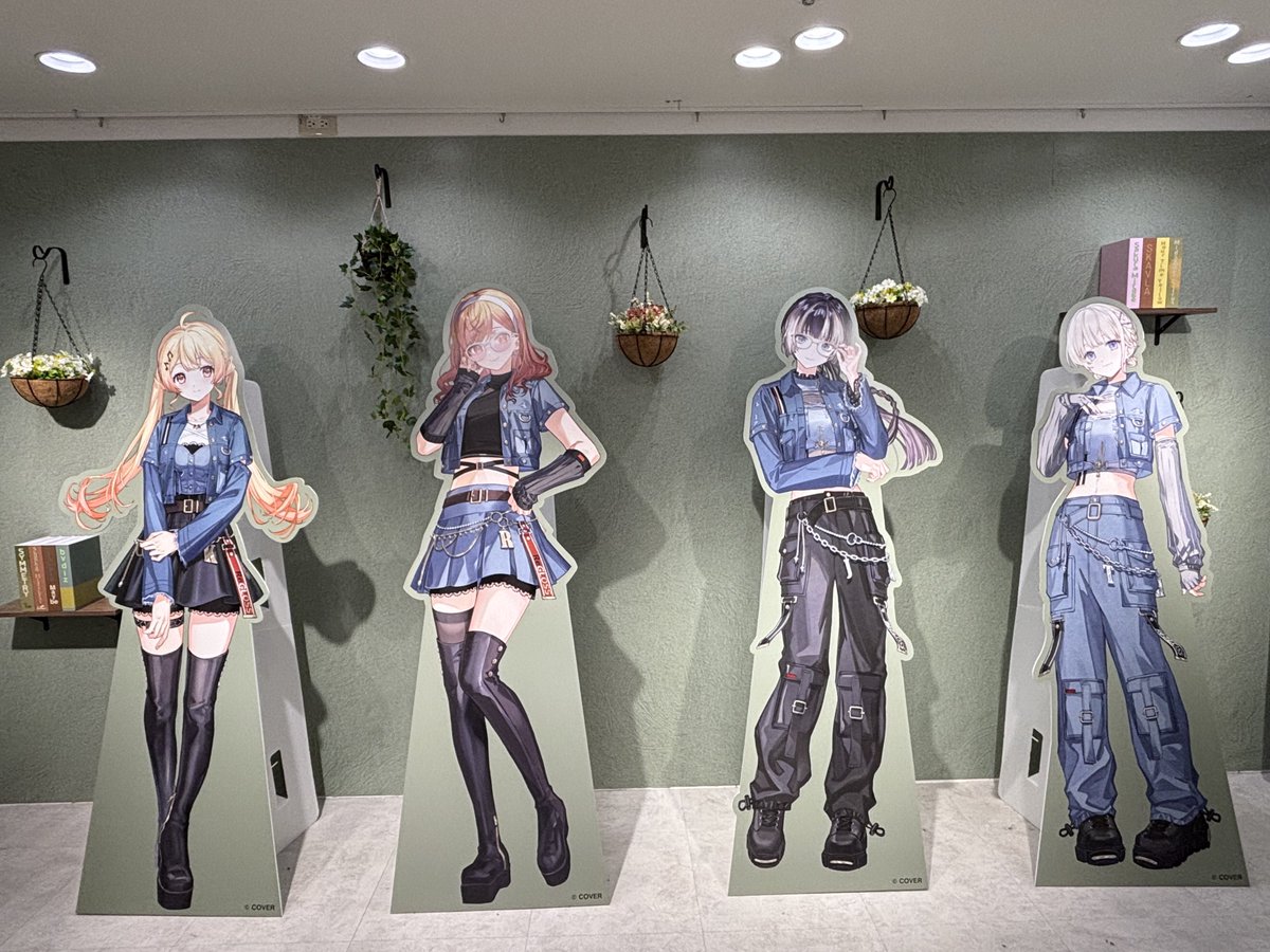 oshigaNo_1daro's tweet image. 渋谷おさんぽしてパネルもみてきた！📸
さくさくまわれて楽しかったし
ボイスどれもおもしろかわいすぎる^-^
 #ReGLOSS
 #ReGLOSS渋谷さんぽ