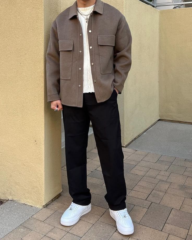 outfitpria_id's tweet image. Rekomendasi Outfit Cowo Simple Rapi

#Malming #Outfit #Cowo 

Shacked Jacket (Alternatif) :
s.shopee.co.id/4AsVlu0Mt7

Kaos Putih:
s.shopee.co.id/qc3ntAiAd

Celana Panjang:
s.shopee.co.id/20o1C44qMu

Sepatu Putih (Alternatif):
s.shopee.co.id/7plo8vJYIl