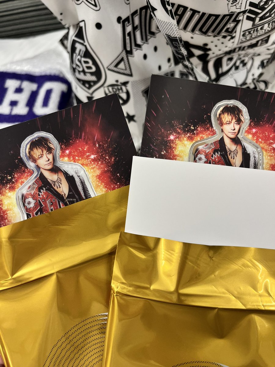 tkr___ldh's tweet photo. アクスタランダムだったよね？！
2つ買って1個開けたら推し出て🥺
もう1個開けても推しが出て🥺🫶❤️‍🔥
明日交換探さな無理かなーって思ってたのに笑 https://t.co/BN4ODkRXJt