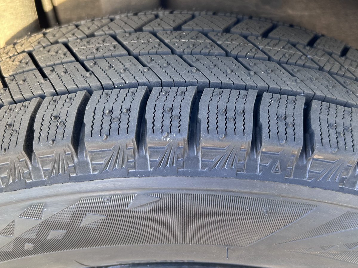 modelingMa's tweet image. 根雪まで慣らしが間に合うか！？
200〜300kmは乾燥路面を転がしたい。