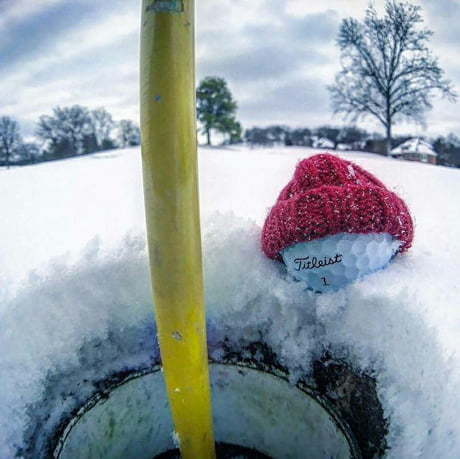 XGolfMadison's tweet photo. ❄️ Snow piling up outside?
🌞 It’s always 70° and sunny at X-Golf Madison &amp; Middleton!

Grab your friends and family and get out of the house this holiday weekend.
⛳️ Play golf indoors
🍔 Great food
🍻 Full bar
🎮 Fun vibes all day

⏰ We’ll fill... https://t.co/7kdIamWSWf! https://t.co/0UMrKKvtGw