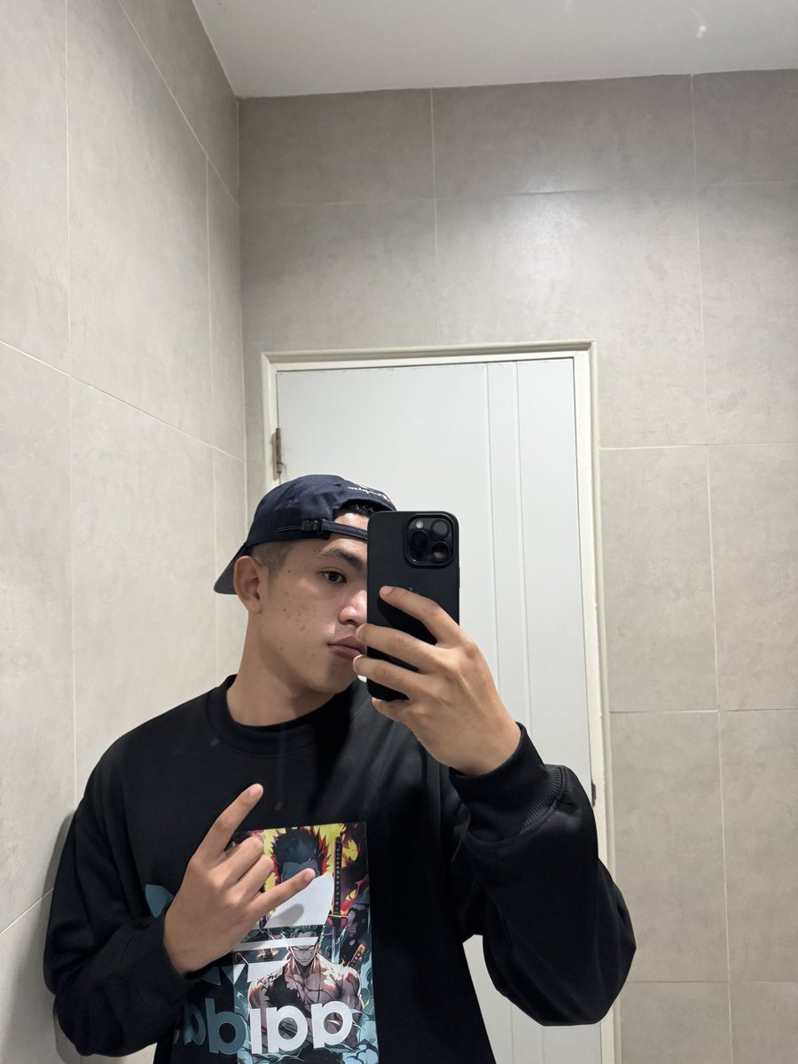 bxllkul. tweet media