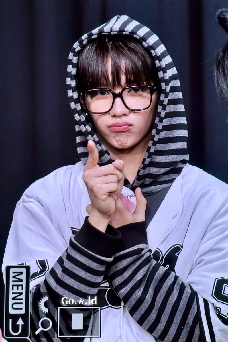 J0421L's tweet image. 251129 비트로드 대면

#제이엘 #JL 
#AHOF #아홉