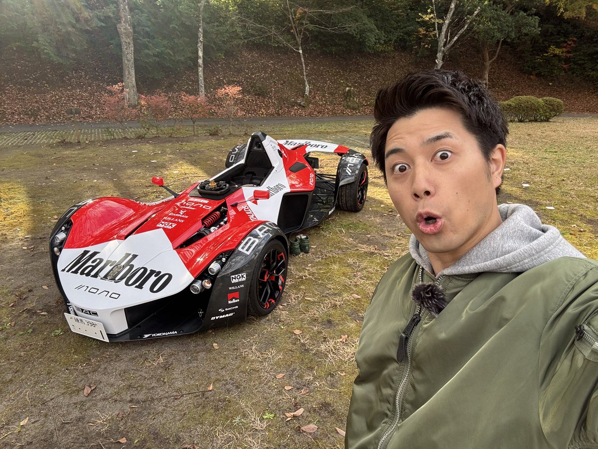 今日はモーターゾーンTVのロケ！

やばいやばい！！
今日はとんでもない車が勢揃いしてた！

そろそろYouTubeもやらないとな笑
#ダラーラ #ランボルギーニ #BAC