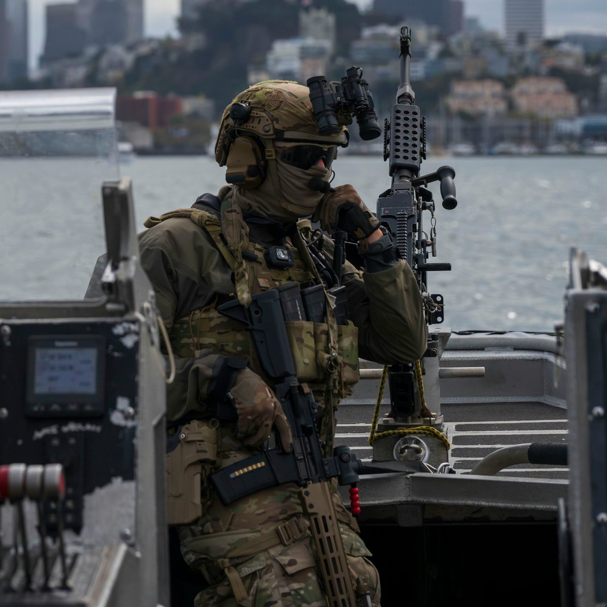 Remnantize's tweet image. US Coast Guard Maritime Security Response Team (MSRT)