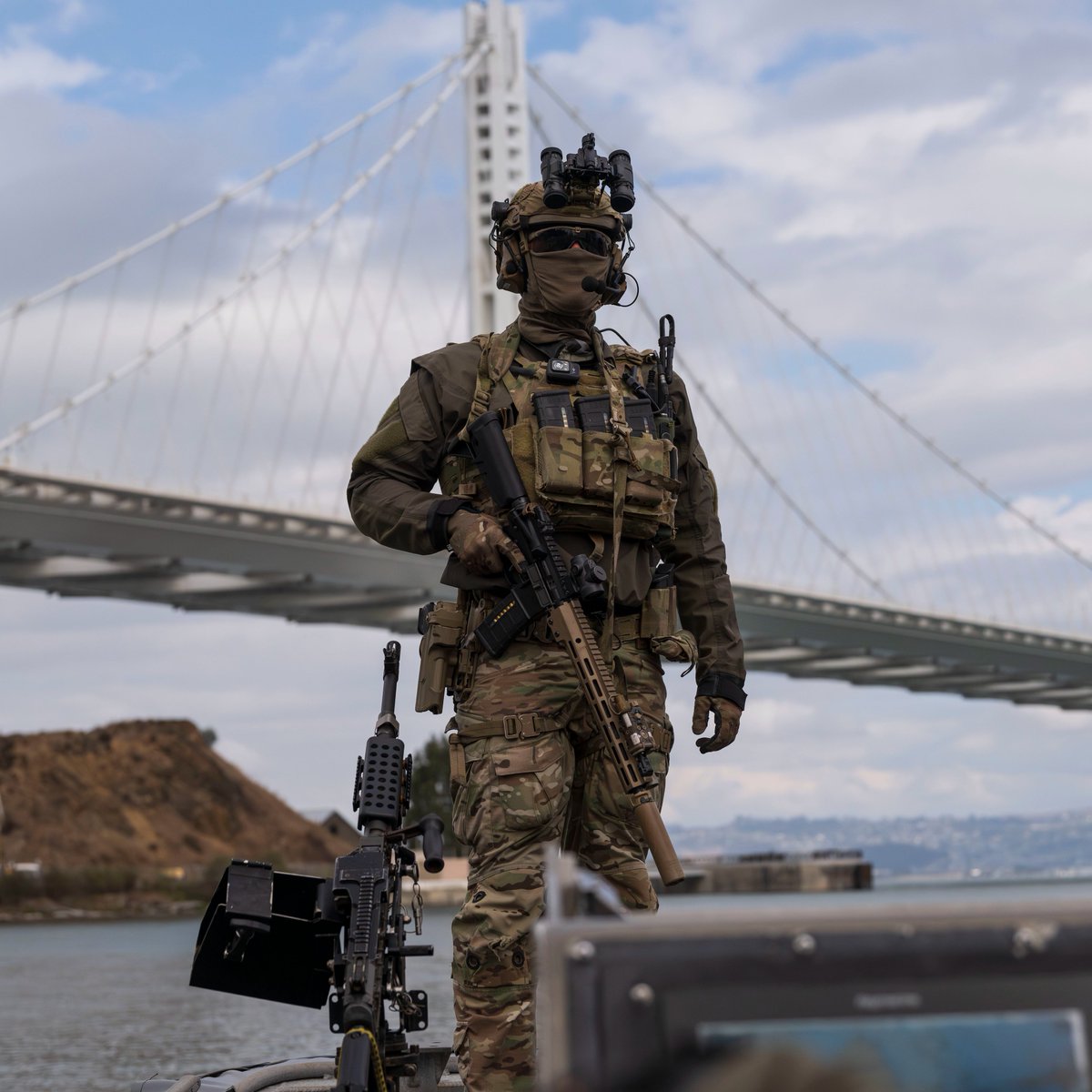 Remnantize's tweet image. US Coast Guard Maritime Security Response Team (MSRT)