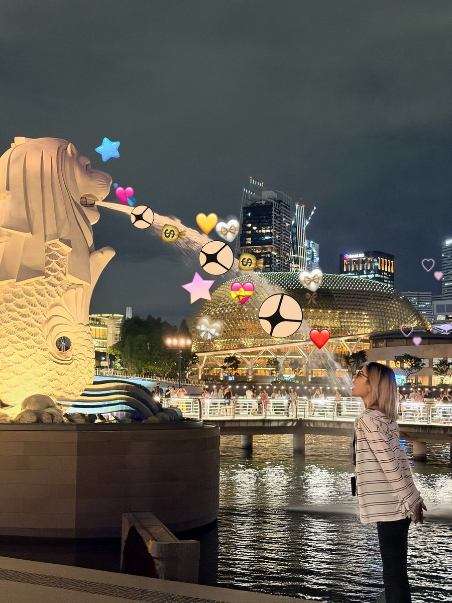 Ccweb3hub's tweet image. 饿了一天，

晚饭吃了很多很多很多！

觉得现在自己能踢正步到拉萨，

有什么快递消食的办法？