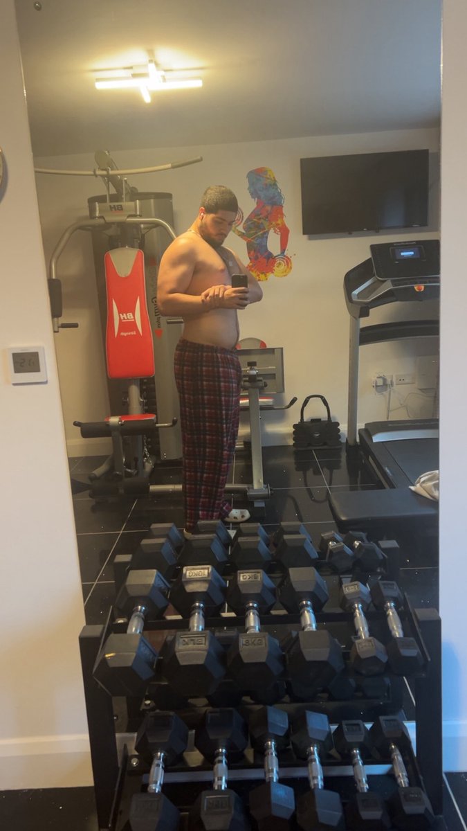 aurezidc's tweet image. 22lbs down in 7 weeks,slowly but surely 😛😛